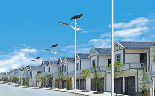 西藏太阳能路灯配置与在乡村道路照明中的应用