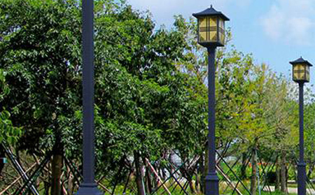 太阳能西藏庭院灯价格为何差三倍？关键看这几点